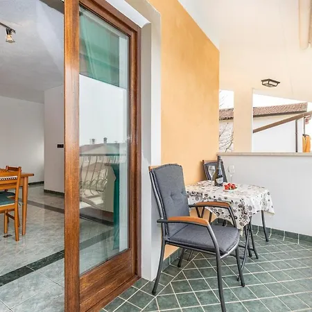 Guest house Alenka 3*